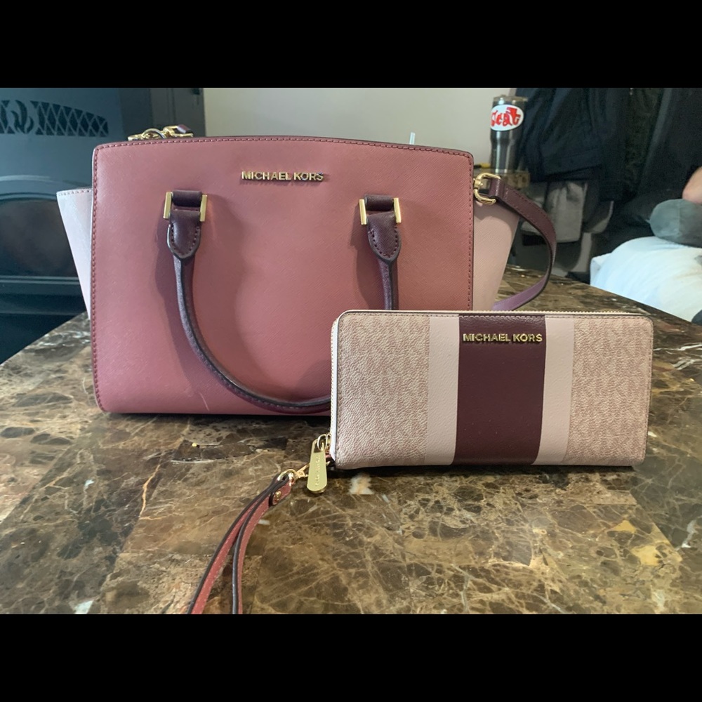 Michael Kors Selma Leather Satchel & Wallet (Set)